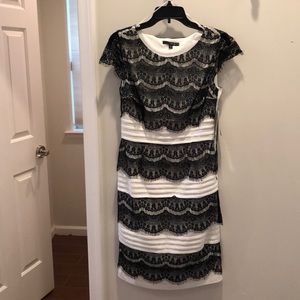 Sangria Lace Trim Dress Size 8 Black NWT